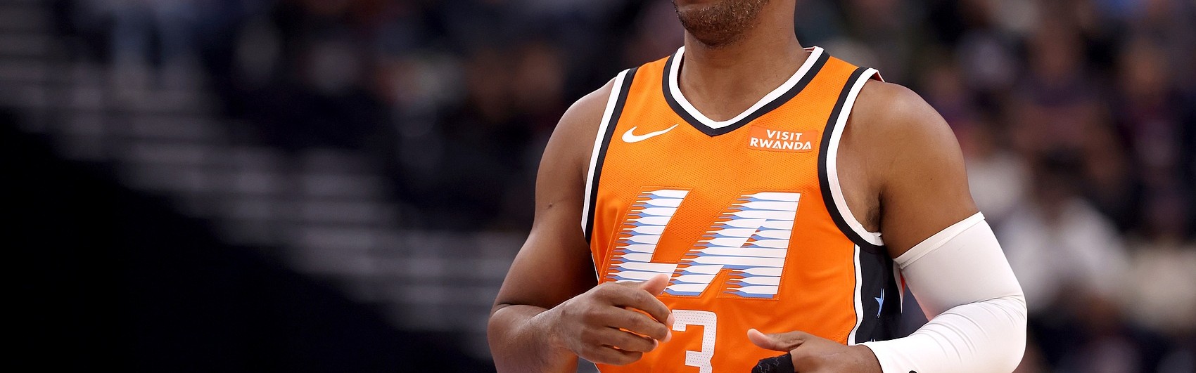 星空体育平台-桑德斯：保罗对我很好&amp;我们关系不错 路威：你应对媒体培训做得好