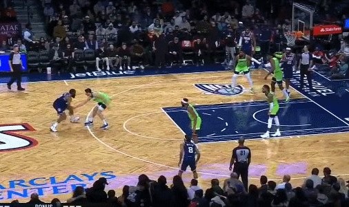 星空体育足球直播-【观察】哈登需要增加中投？卡莱尔用小萨不顺手？